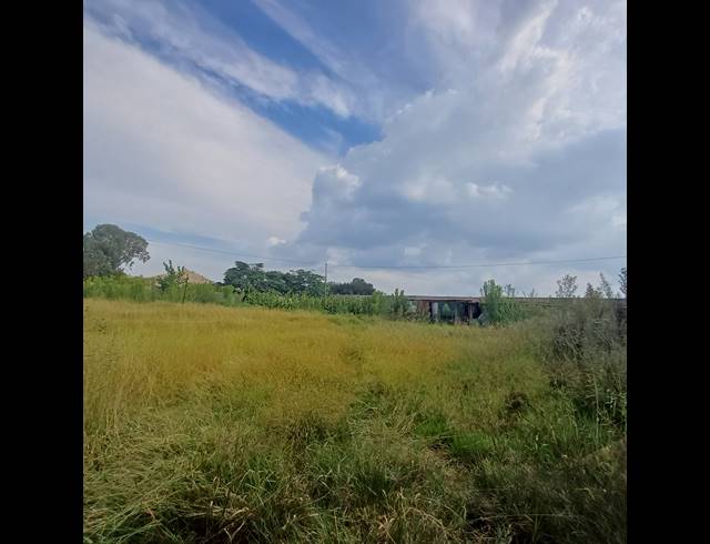 996M² VACANT LAND FOR SALE IN KOOKRUS